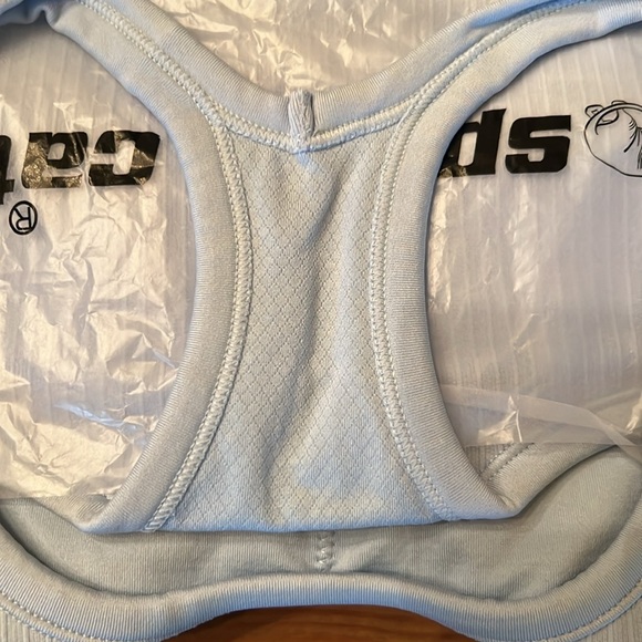 NWT Yoga Racerback Tanktop - Size L - Picture 5 of 5